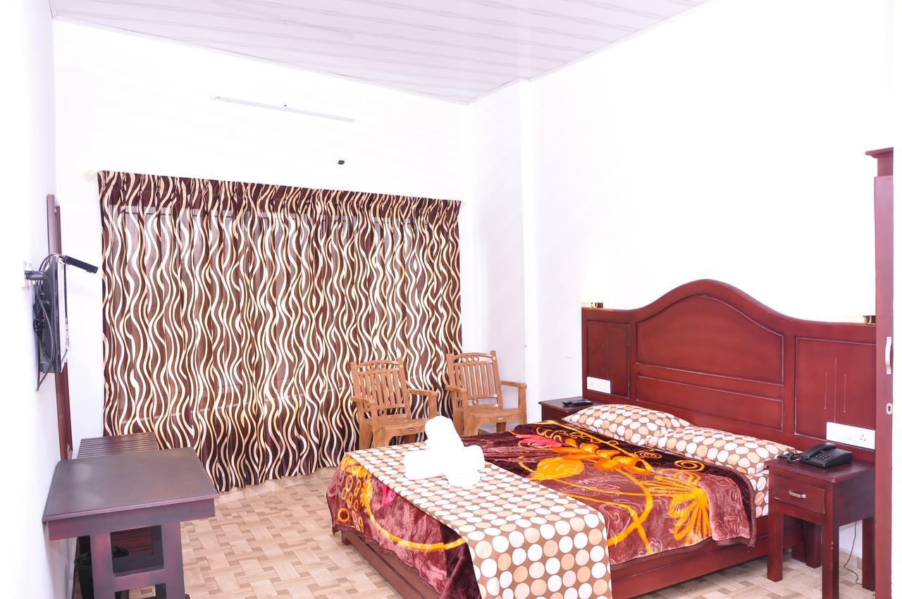 Natura Inn Munnar Exterior photo